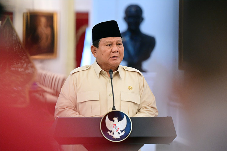 prabowo-hadir-di-rumah-kapolri,-kirim-pesan-natal-dan-empati-nasional-–-times-banyuwangi