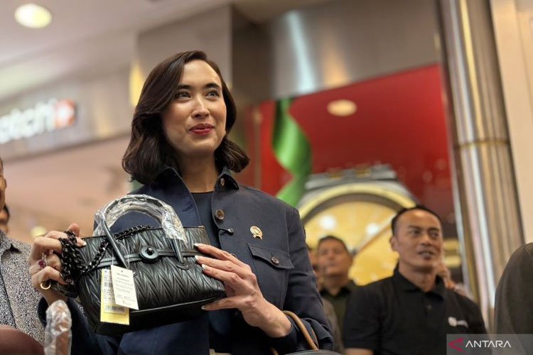 soal-isu-bali-sepi-wisatawan-saat-libur-nataru,-widiyanti:-wisman-tetap-meningkat-–-times-banyuwangi