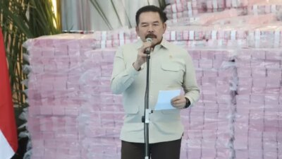 jaksa-agung-evaluasi-kinerja,-sejumlah-kajari-terseret-kasus-kpk-diganti