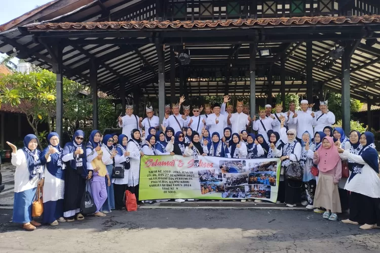 paguyuban-alumni-kbihu-sabilillah-banyuwangi-gelar-safar-dan-pertemuan-alumni-ke-8-di-solo