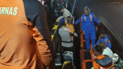 empat-warga-spanyol-masih-dicari-usai-kapal-wisata-tenggelam-di-perairan-pulau-padar-–-times-banyuwangi