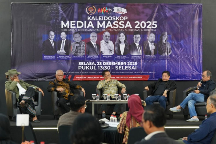kaleidoskop-media-2025:-dewan-pers-soroti-dominasi-algoritma-dan-erosi-nilai-jurnalistik-–-times-banyuwangi