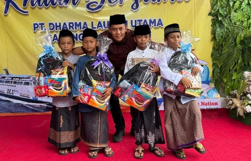 libur-sekolah,-puluhan-anak-anak-di-banyuwangi-ikuti-khitanan-massal-dlu