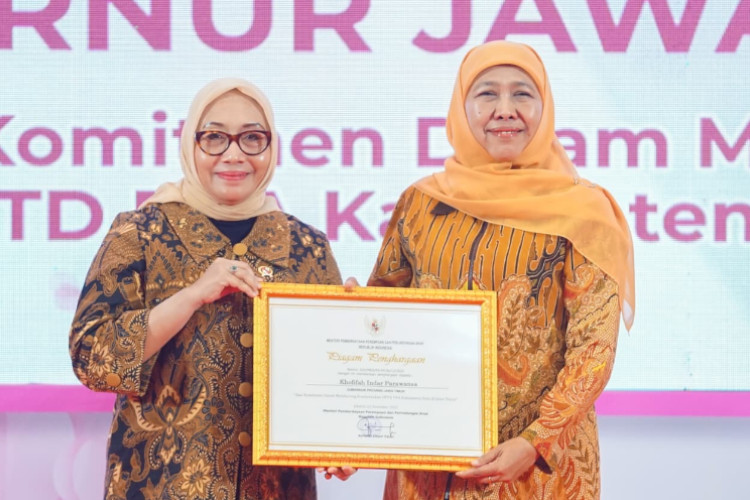 gubernur-khofifah-dorong-penguatan-perlindungan-dan-pemberdayaan-perempuan-–-times-banyuwangi