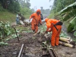 Genangan dan Longsor di Purwakarta–Ciganea, KAI Prioritaskan Keselamatan Penumpang