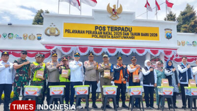 momen-libur-nataru,-kapolda-jatim-pantau-lintas-jawa-bali-di-pelabuhan-asdp-ketapang-banyuwangi-–-times-banyuwangi