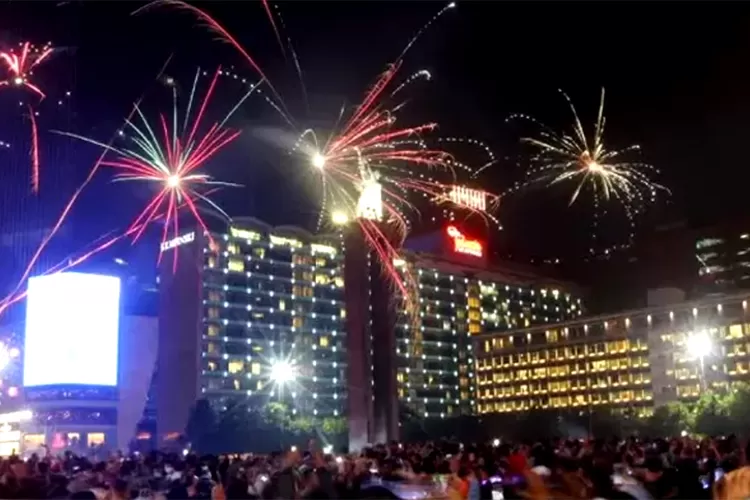 jalan-sudirman–thamrin-ditutup-mulai-pukul-18.00,-jakarta-gelar-car-free-night-sambut-tahun-baru-2026