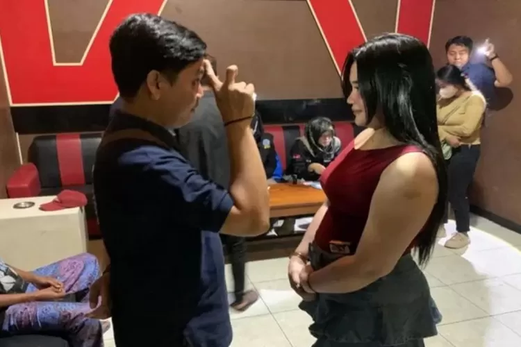 bnn-batang-gerebek-tiga-tempat-hiburan-malam-di-pekalongan,-satu-pengunjung-positif-psikotropika