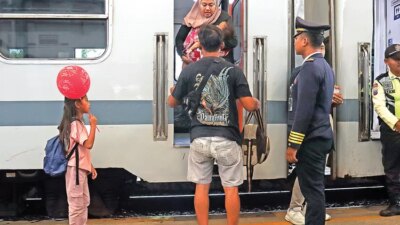 puncak-arus-balik-nataru-2026,-penumpang-kereta-dari-stasiun-kalisetail-diprediksi-tembus-1.100-orang