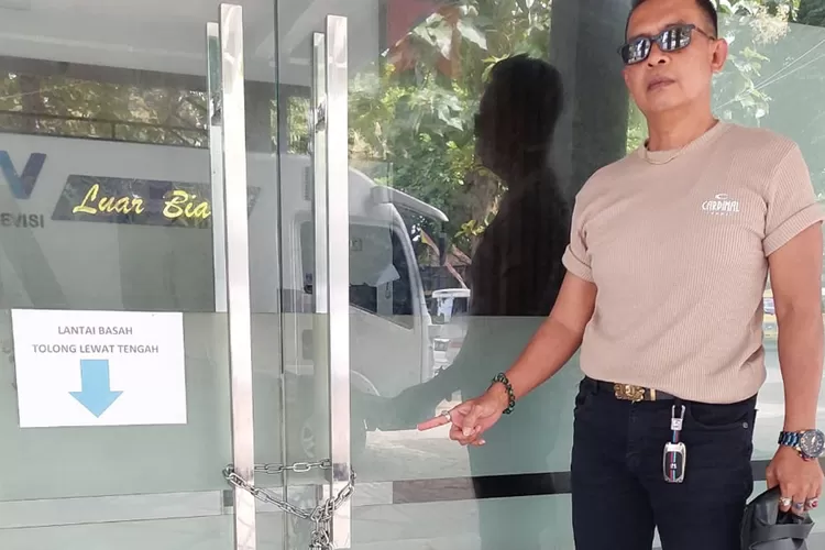 kantor-media-nasional-televisi-disegel-paksa,-produksi-lumpuh-dan-karyawan-dirumahkan,-kasus-dilaporkan-ke-polisi