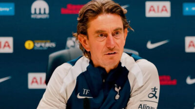 tottenham-tahan-brentford-tanpa-gol,-thomas-frank-soroti-solidnya-duet-romero–van-de-ven-–-times-banyuwangi