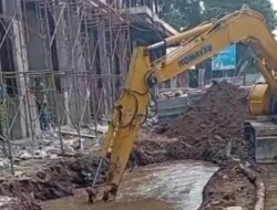 Pipa PUDAM Terkena Alat Berat Proyek Pasar Banyuwangi, Lima Kelurahan Alami Penurunan Debit Air