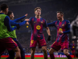 Joan García Jadi Pahlawan, Barcelona Taklukkan Espanyol di Derby Catalan – TIMES Banyuwangi