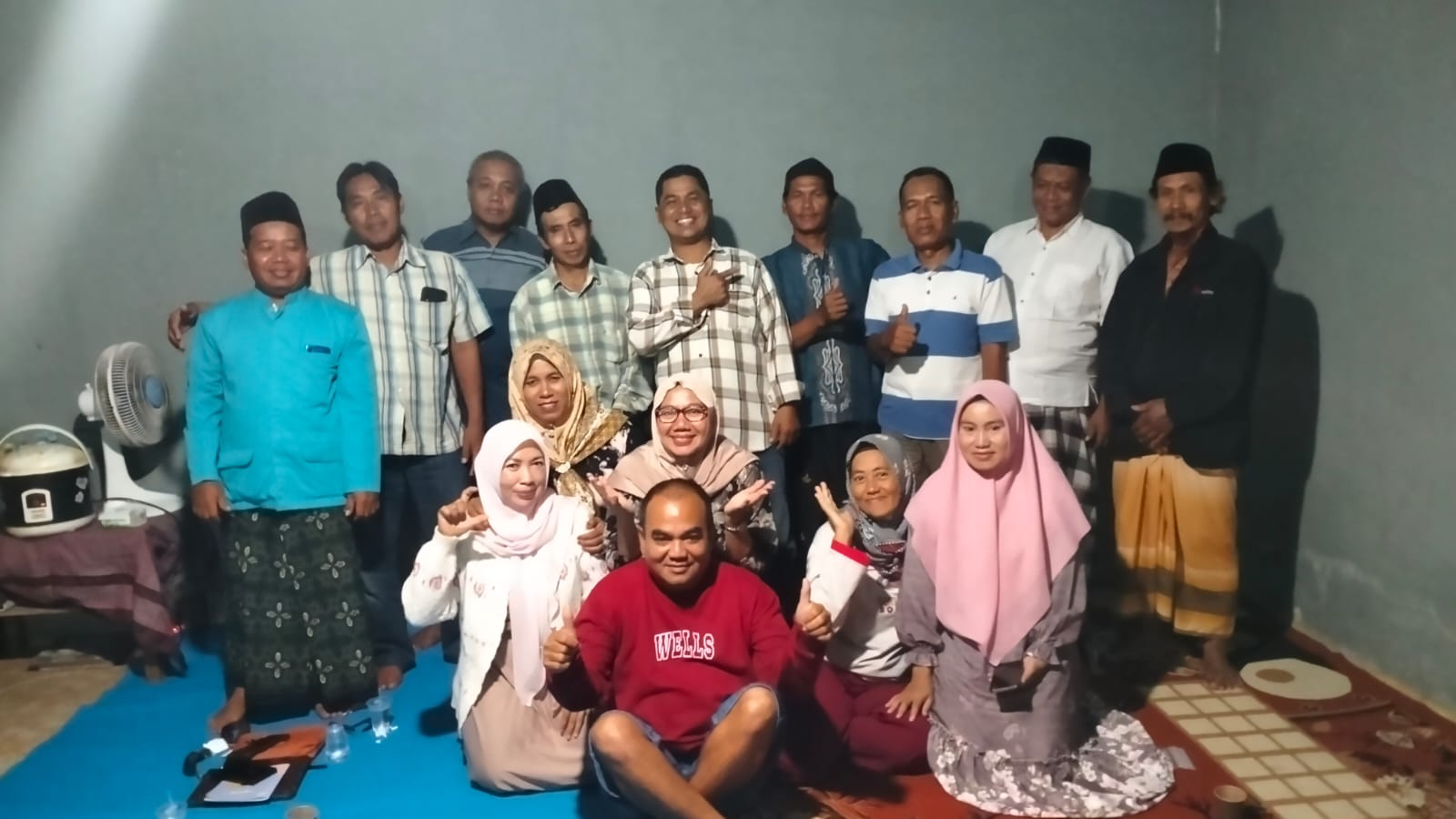 tiga-dekade-berlalu,-alumni-sma-karya-bhakti-96-kembali-menyatu-dalam-reuni-penuh-nostalgia