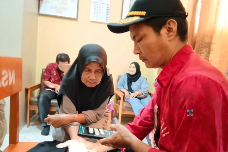 tak-kenal-libur,-kemenhaj-tetap-buka-layanan-bagi-jemaah-haji-–-times-banyuwangi