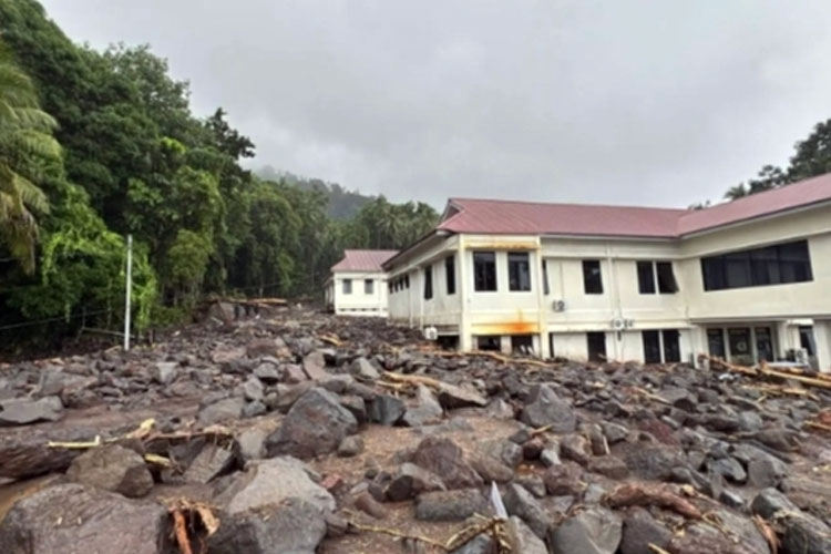 banjir-bandang-menyapu-sitaro-sulut,-sembilan-orang-meninggal-dunia-–-times-banyuwangi