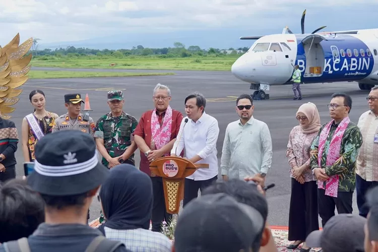 rute-jember–denpasar-resmi-dibuka,-gus-fawait-tembus-dua-bandara-tersibuk-indonesia-dalam-10-bulan