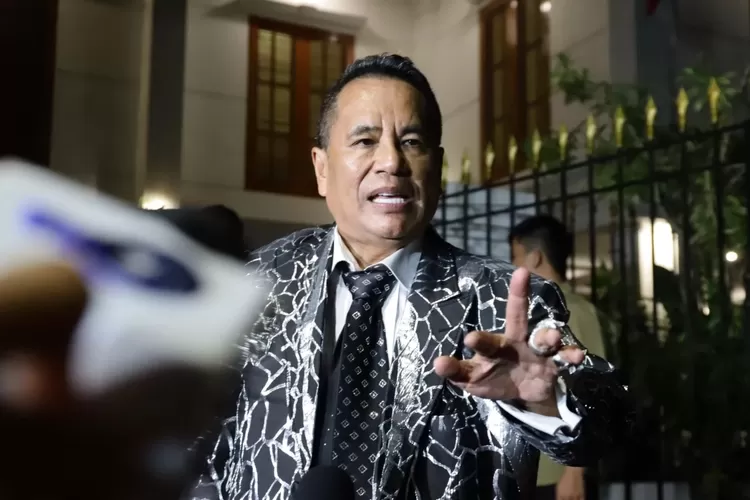 kasus-sritex-dinilai-sengketa-perdata,-hotman-paris-peringatkan-dampak-ke-dunia-usaha