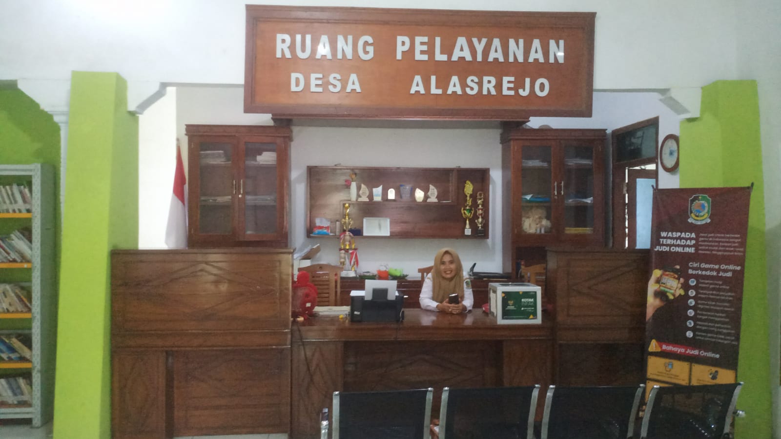 menghilang-usai-viral!-terduga-pelaku-pelecehan-oknum-perangkat-desa-alasrejo-tak-masuk-kerja