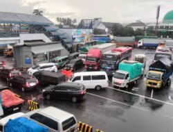 Cuaca Buruk, Pelabuhan Ketapang Dua Kali Tutup dalam Sehari, BMKG Keluarkan Peringatan Gelombang Tinggi