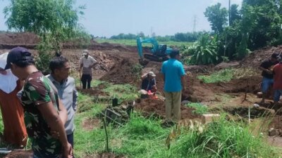 misteri-pembongkaran-makam-di-jalur-tol-prosiwangi-situbondo,-dari-isu-mistis-hingga-polemik-kompensasi