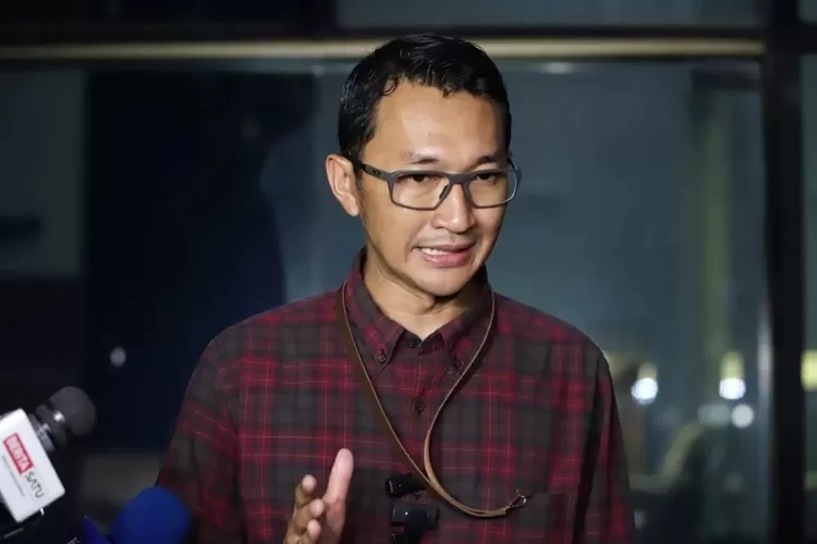 kpk-ungkap-pengaturan-tender-proyek-jalur-kereta-api,-pegawai-bpk-diperiksa