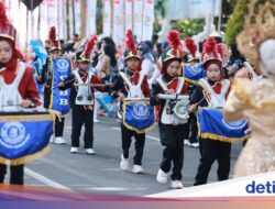 Meriah! 32 Tim Drumband Ramaikan Kejurkab Banyuwangi 2026