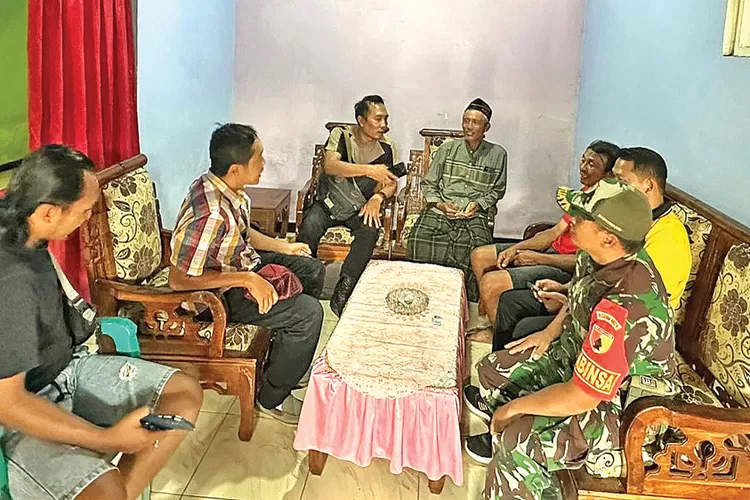 cekcok-kakak-beradik-berujung-bacokan-di-glenmore-banyuwangi,-adik-kritis-dirawat-di-rs