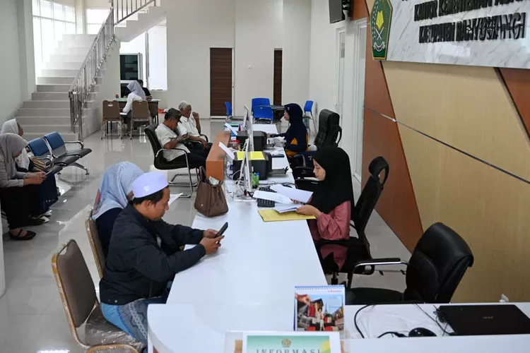 pelunasan-bpih-cjh-banyuwangi-ditutup,-1.387-jamaah-resmi-lunas-hingga-tahap-kedua