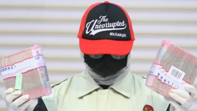 dugaan-suap-pajak-pt-wanatiara-persada,-kpk-tetapkan-lima-tersangka,-sita-uang-dan-emas-rp-6,38-miliar-dalam-ott-pegawai-pajak-jakarta-utara