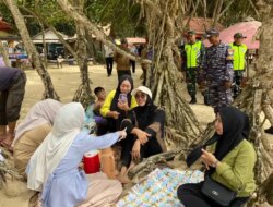 Ombak Tinggi dan Angin Kencang, TNI-Polri Perketat Patroli di Pesisir Pesanggaran Banyuwangi