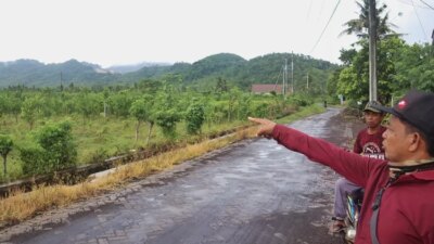 warga-pesanggaran-banyuwangi-siaga-tolak-tambang-bsi,-gunung-gede–kucur-dianggap-benteng-alami-dari-pasang-laut
