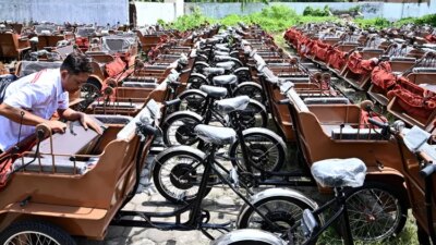 200-becak-listrik-bantuan-presiden-prabowo-tiba-di-banyuwangi,-diprioritaskan-untuk-pembecak-lansia