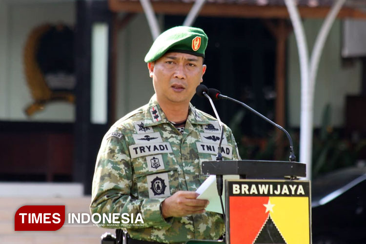 letkol-tryadi,-komitmen-tni-membangun-negeri-–-times-banyuwangi