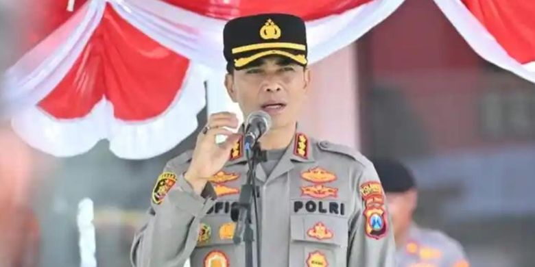 kapolresta-banyuwangi-perintahkan-anggotanya-bershalawat-dan-bersyukur