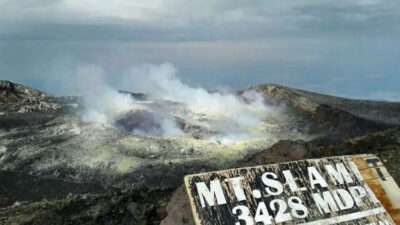 tantangan-mendaki-gunung-slamet,-bukan-untuk-tektok-–-times-banyuwangi