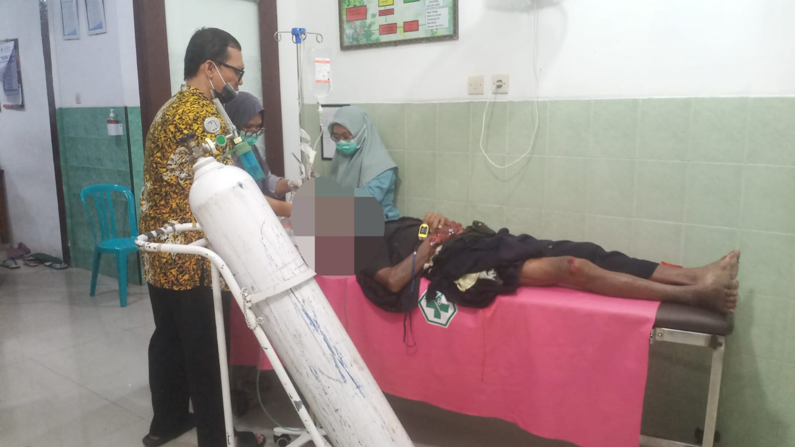 tragis!-lansia-di-wongsorejo-tewas-terseret-avanza-usai-ditabrak-motor-misterius