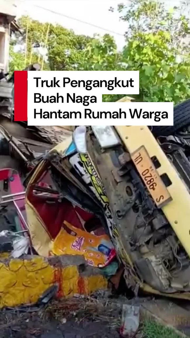 video:-truk-angkut-buah-naga-hantam-rumah-di-banyuwangi,-2-orang-tewas