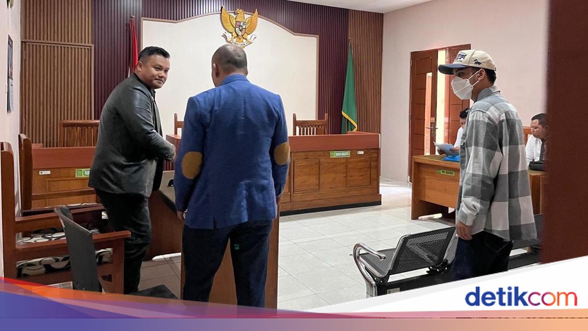 mediasi-gugatan-denada-telantarkan-anak-tidak-berbuah-hasil
