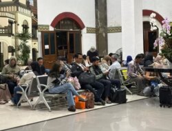 Jalur KA Kaliwungu-Kalibodri Tergerus Air, Ini Daftar Kereta Api yang Terdampak