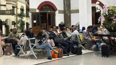 jalur-ka-kaliwungu-kalibodri-tergerus-air,-ini-daftar-kereta-api-yang-terdampak