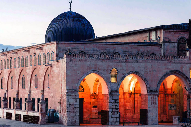 kisah-isra-mi’raj,-perjalanan-singkat-nabi-muhammad-yang-menguji-iman-umat-–-times-banyuwangi