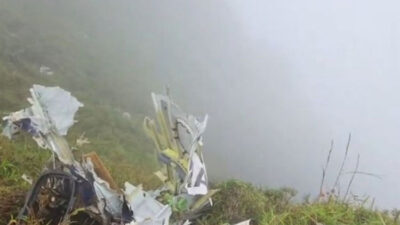 info-grafik:-pesawat-atr-42-500-jatuh-di-bukit-kawasan-tn-bantimurung-–-times-banyuwangi