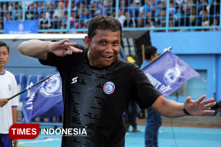 legenda-arema-kuncoro-tutup-usia,-noda-duka-di-100-tahun-stadion-gajayana-–-times-banyuwangi