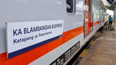 sempat-dibatalkan,-kereta-api-blambangan-ekspres-kini-kembali-normal-lewati-jalur-utara