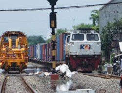 Genangan Surut, Jalur Kereta Api Pekalongan-Sragi Kembali Dibuka, Tapi Ada Batas Kecepatan
