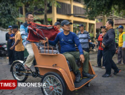 Momen Test Drive Becak Listrik Bantuan Presiden Prabowo di Banyuwangi – TIMES Banyuwangi