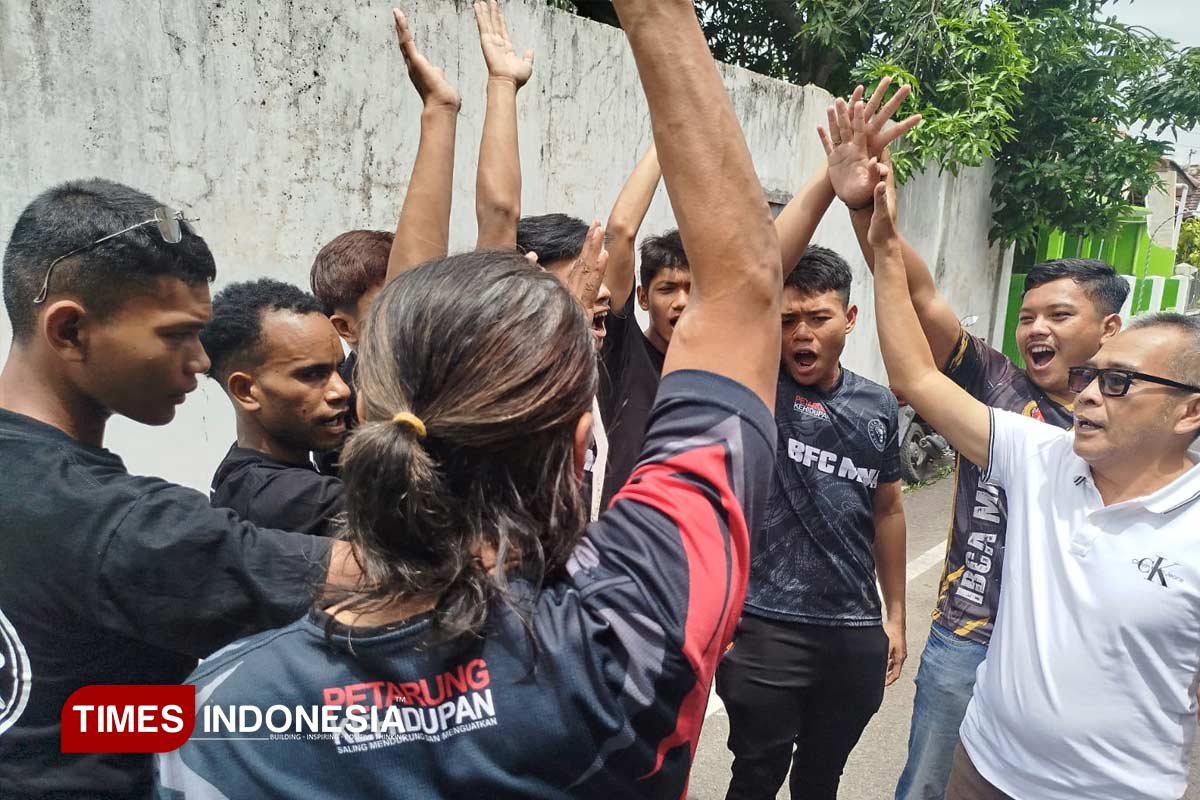 percaya-diri-bawa-pulang-medali,-atlet-mma-kota-madiun-berangkat-tanding-ke-sidoarjo-–-times-banyuwangi