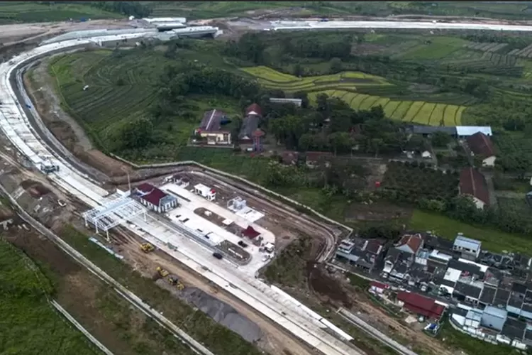 tol-yogyakarta–bawen-kian-nyata,-progres-88-persen-masuk-tahap-akhir-pembangunan-–-radar-banyuwangi