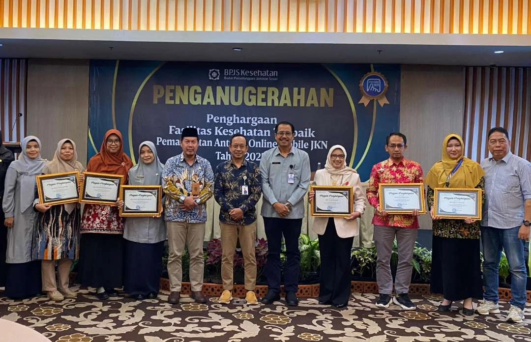 faskes-dorong-kemudahan-akses-layanan-pemanfaatan-antrean-online-mobile-jkn-diganjar-penghargaan